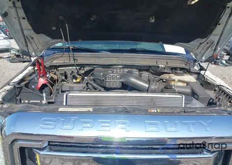 2016 Ford F-250 Xlt z USA, uszkodzony, nr VIN 1FT7X2B61GEA45243